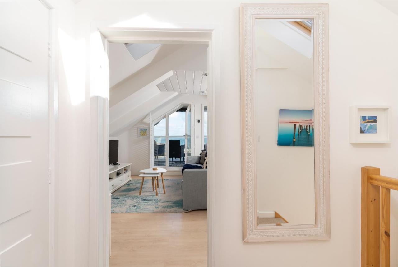 Stunning Views Over Mounts Bay With Balcony Penzance Esterno foto