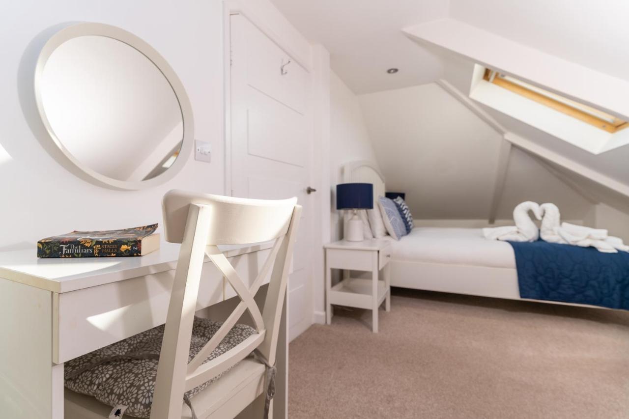Stunning Views Over Mounts Bay With Balcony Penzance Esterno foto