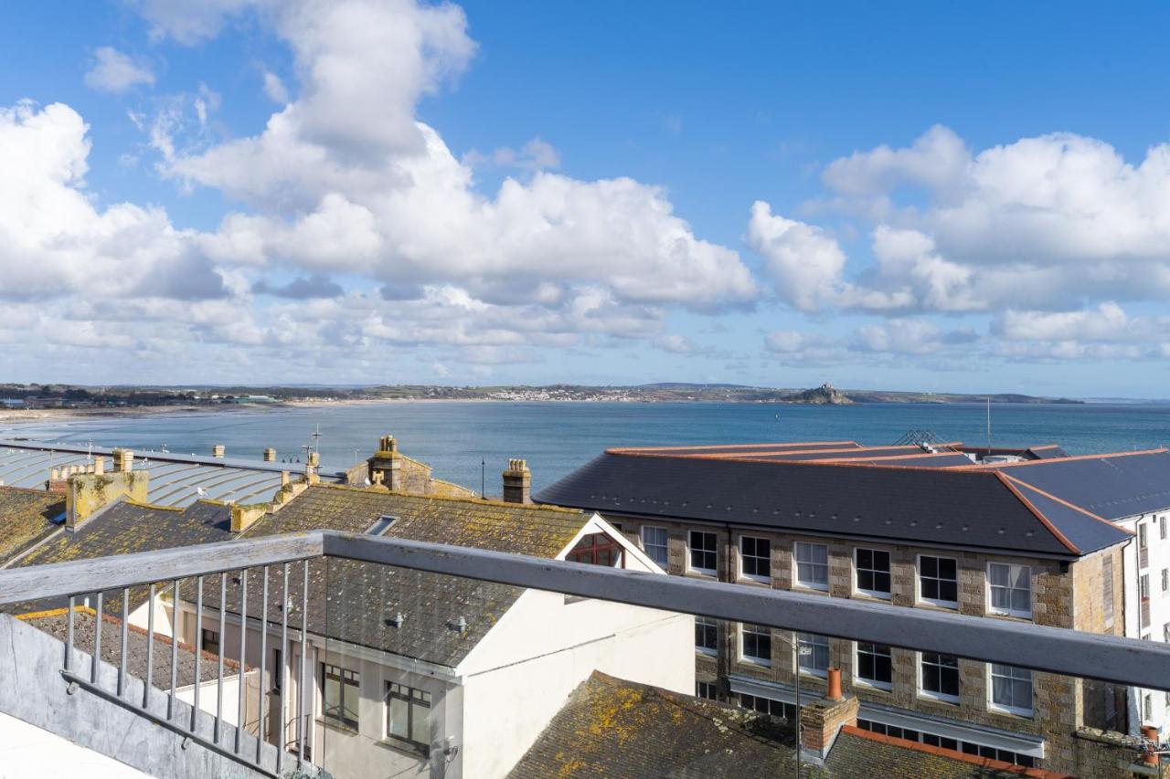 Stunning Views Over Mounts Bay With Balcony Penzance Esterno foto